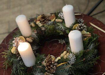 Benefiční koncert pro klienty Centra Přístav První adventní svíčka pro charitu