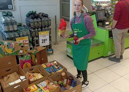 Jarní kolo Sbírky potravin vyneslo téměř tunu potravin