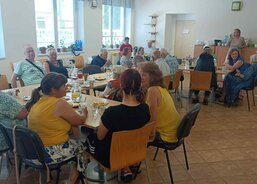 Tradiční setkání před prázdninami v Charitní pečovatelské službě