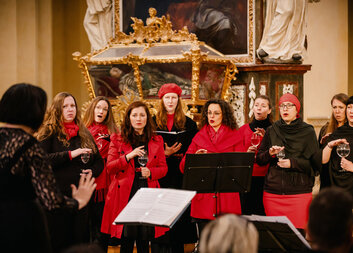 Jarní rovnodennost v Sedlci pomohla dobré věci. Vyprodaný koncert podpořil Centrum Kampánovka